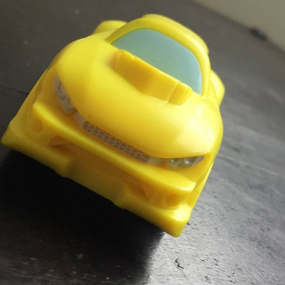 Retro Transformers Yellow Car Toy - Picture 4 of 5